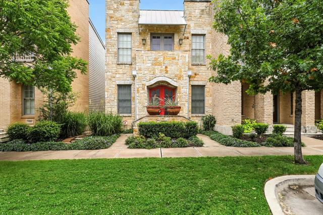 Foto principal - 1207 S Adams St