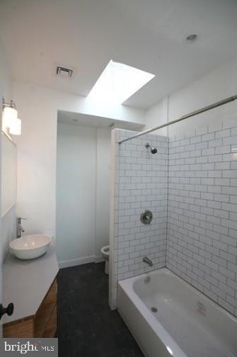 Foto del edificio - 469 Harvey St