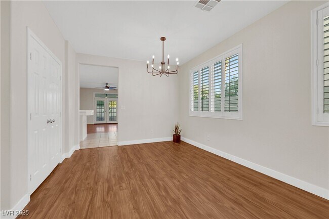 Foto del edificio - 310 Fancrest St