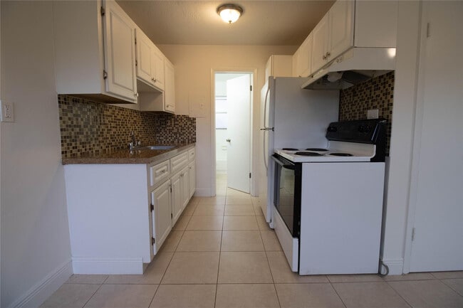 Foto del edificio - 400 SW 7th Ave