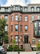 Building Photo - 298 Beacon St