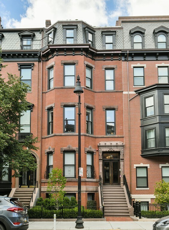 Primary Photo - 298 Beacon St