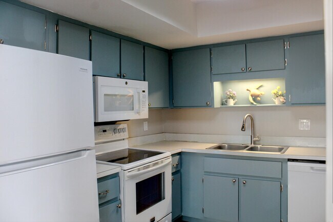 Foto del edificio - 2050 Oleander Blvd