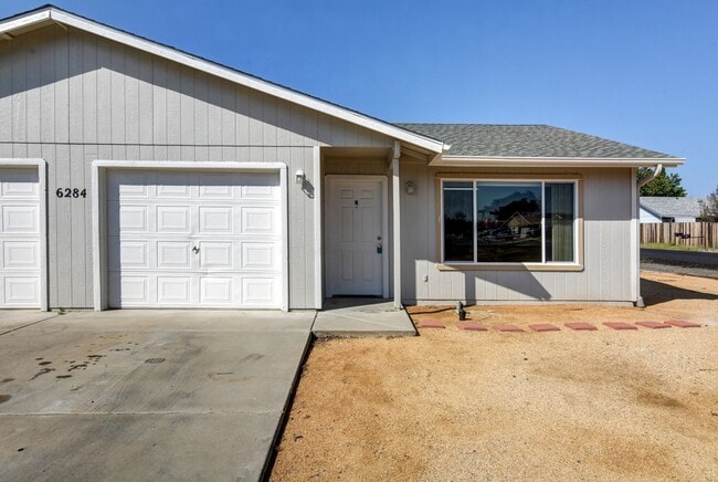 Building Photo - 6284 N Buckboard Dr