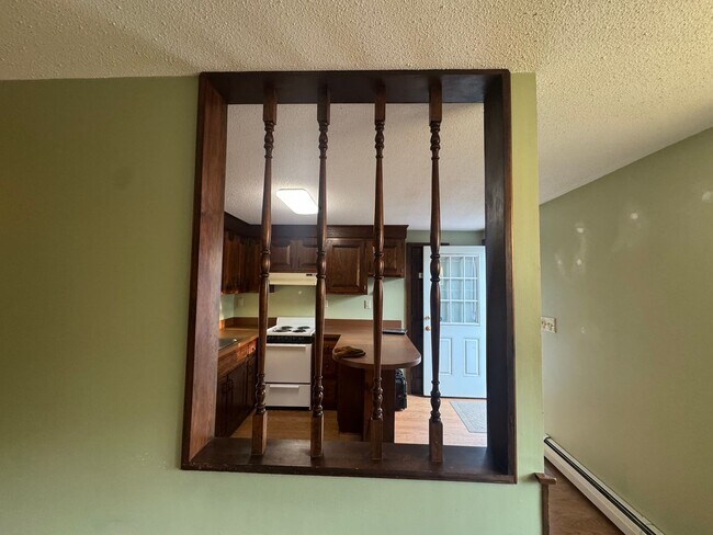 Building Photo - Cozy 2BR / 1BA Home with Spacious Layout