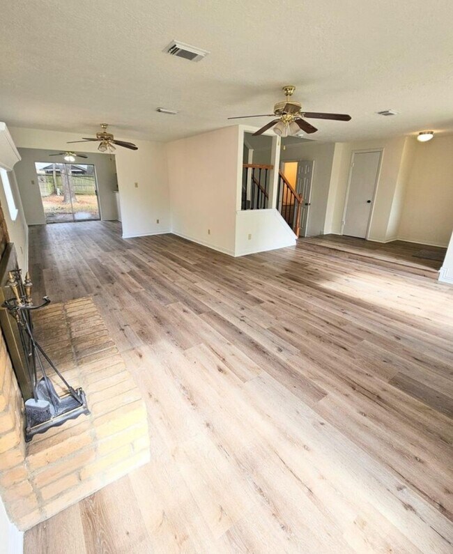 Foto del edificio - 24022 Spring Briar Ln
