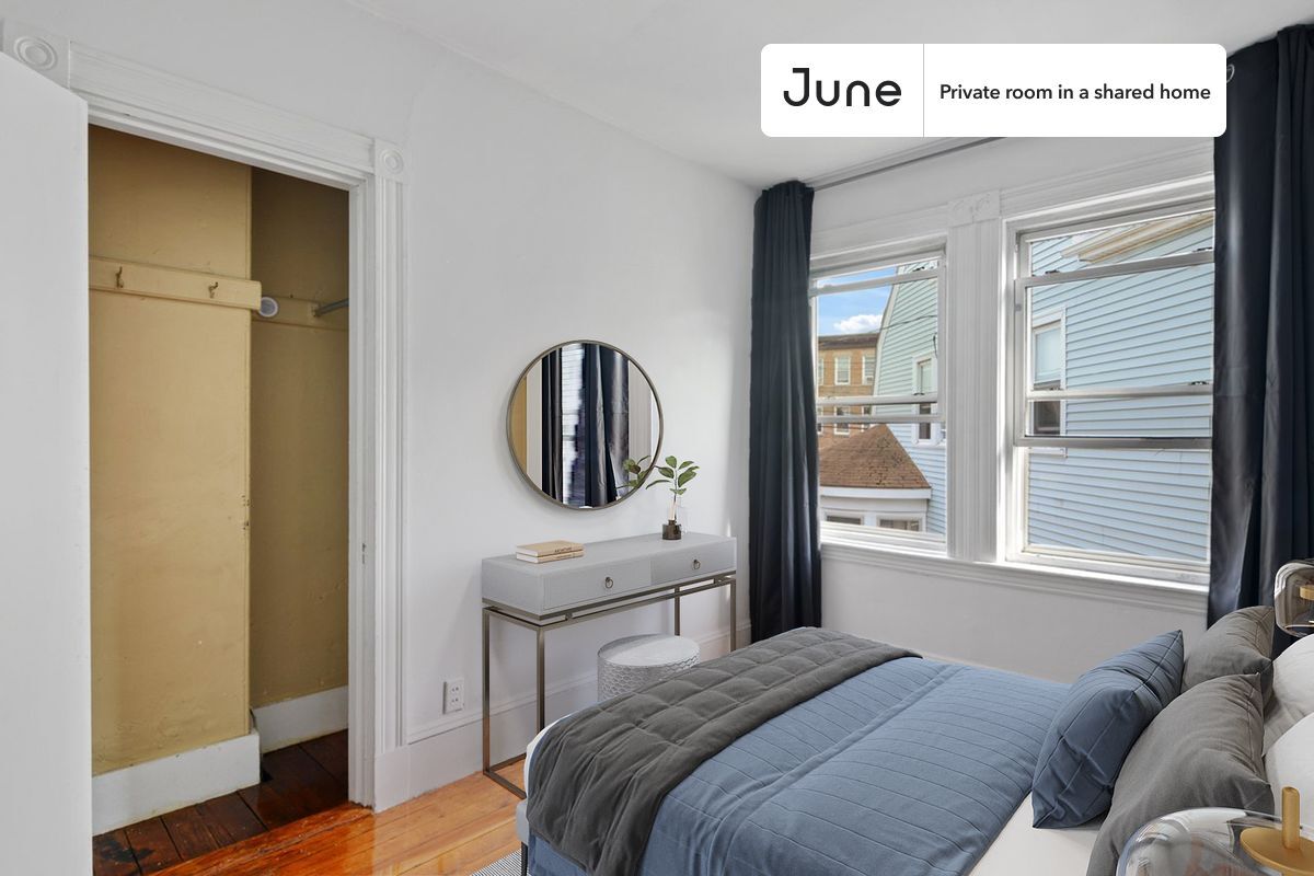 Private bedroom in 6 bed/2 bath Home - Private bedroom in 6 bed/2 bath Home