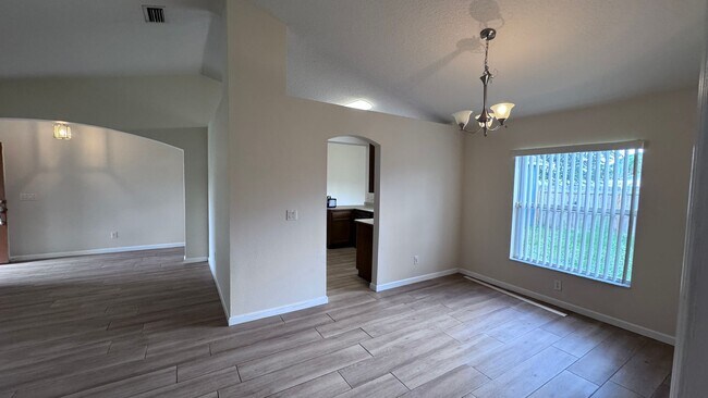 Building Photo - Spacious 4-Bedroom Home in NW Palm Bay – A...