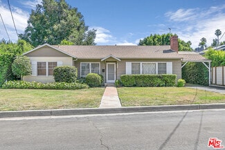 Building Photo - 15436 Camarillo St
