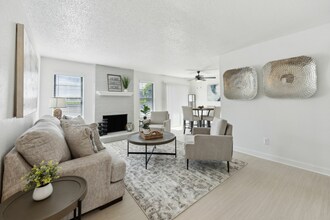 Building Photo - Brookbend