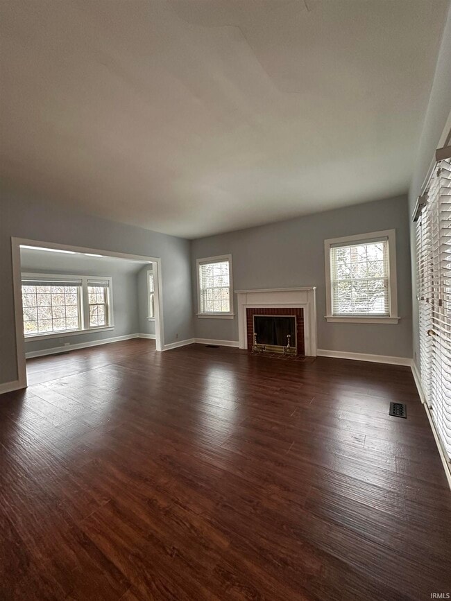 Foto del edificio - 4315 Stringtown Rd