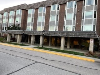 Primary Photo - 400 Thames Pkwy