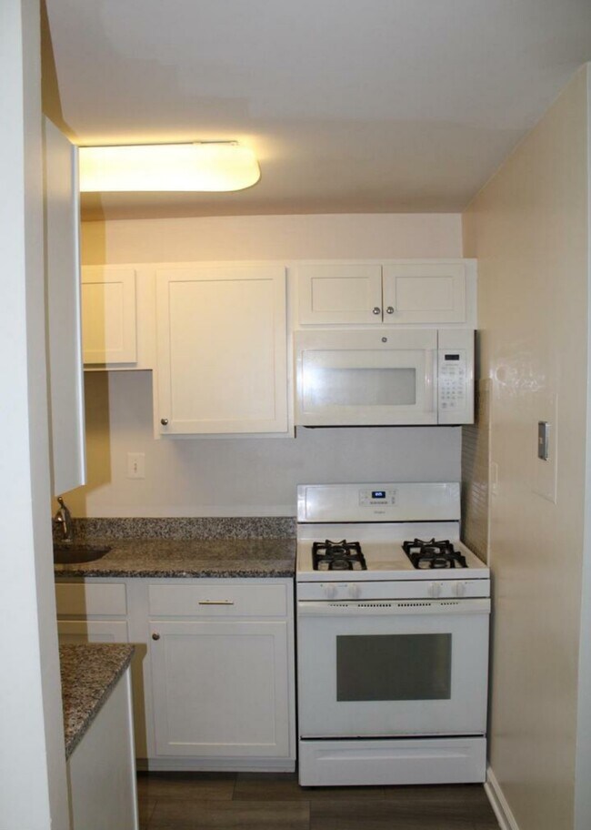 estufa de gas - 7505 Riverdale Rd