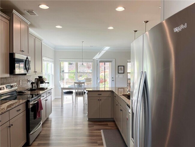 Building Photo - 3271 Meadow Grass Dr
