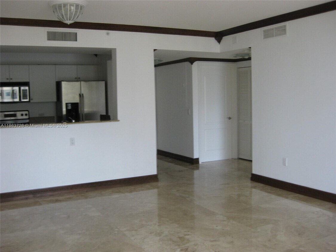 Foto principal - 117 NW 42nd Ave