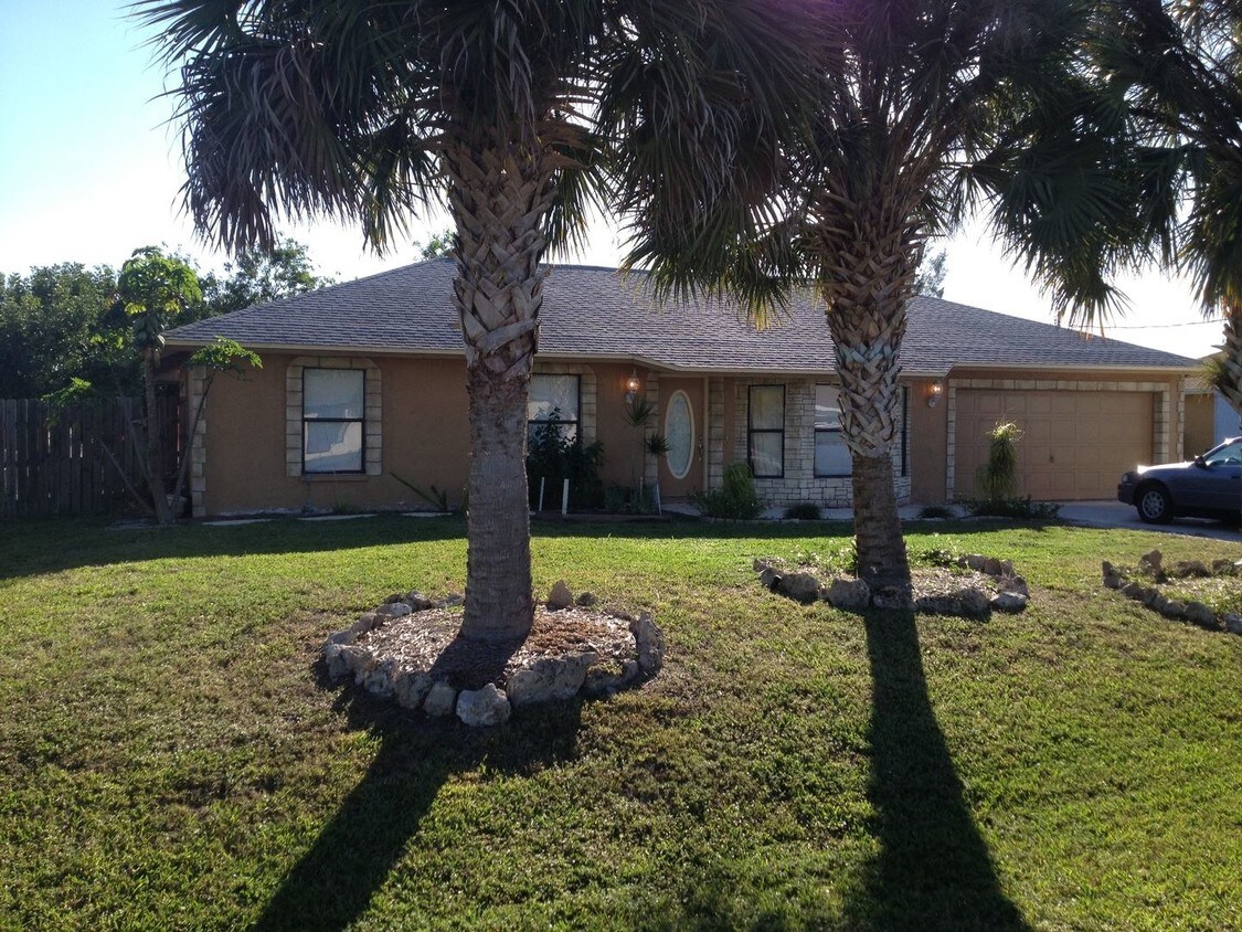 Primary Photo - 3 br, 2 bath House - 2484 55th Street SW