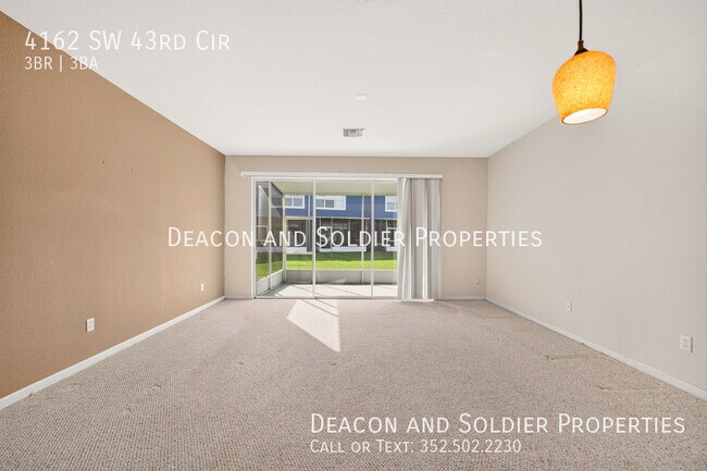 Building Photo - 4162 SW 43rd Cir