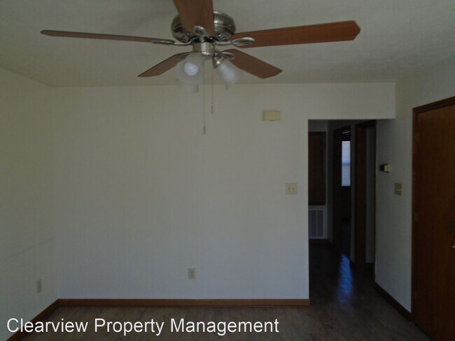 Building Photo - 2 br, 2 bath House - 5909 Labonte Dr.