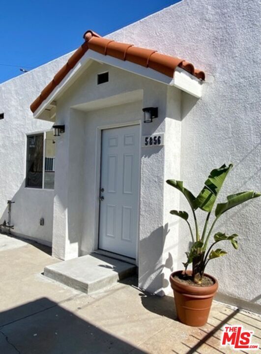 Foto del edificio - 5856 Arlington Ave