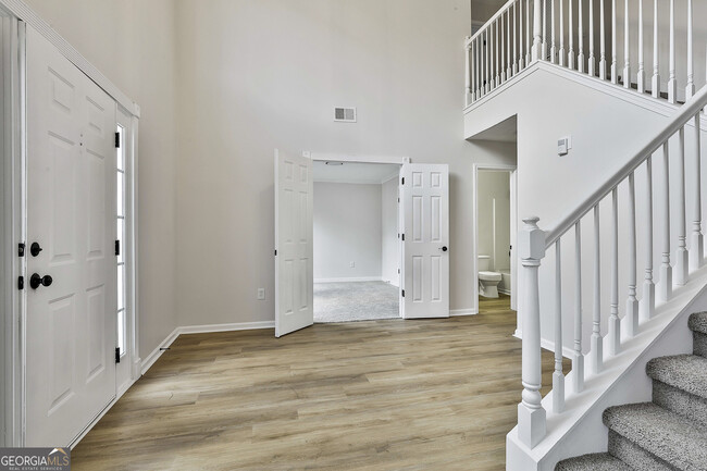 Foto del edificio - 76 Championship Ct