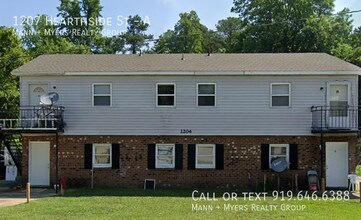 Building Photo - 1207 Hearthside St