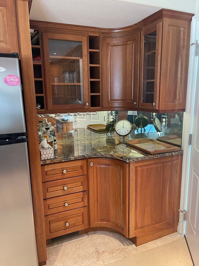 Foto del edificio - Large amazing condo in Grant Creek