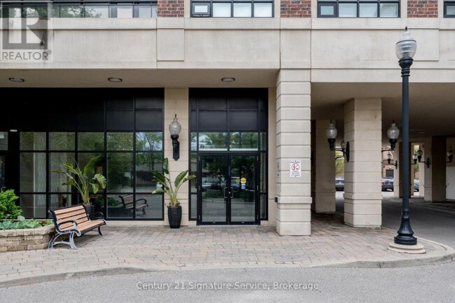 Building Photo - 2396-2396 Major MacKenzie Dr W