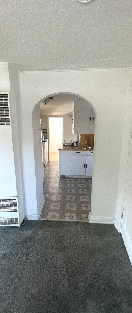 Foto del edificio - 3308 N Ozark Ave