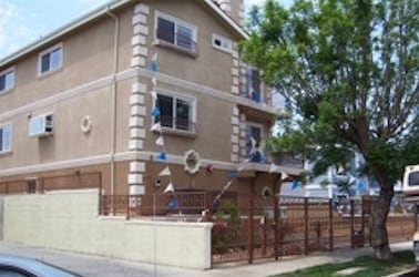 Building Photo - 1544 W 206th St