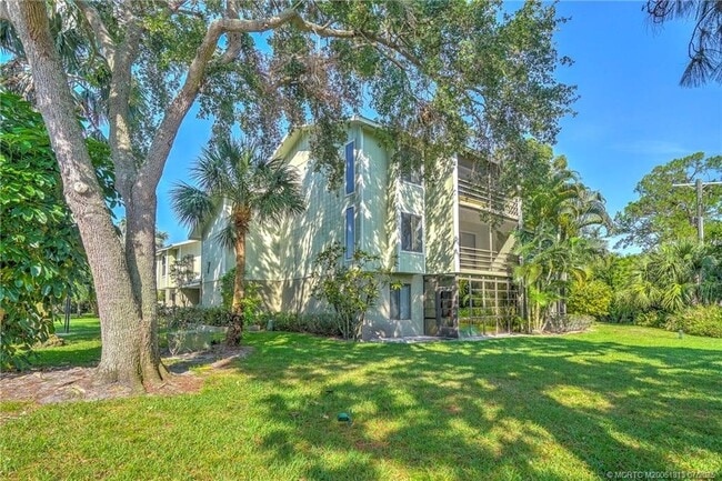 Foto del edificio - 800 NW Fork Rd