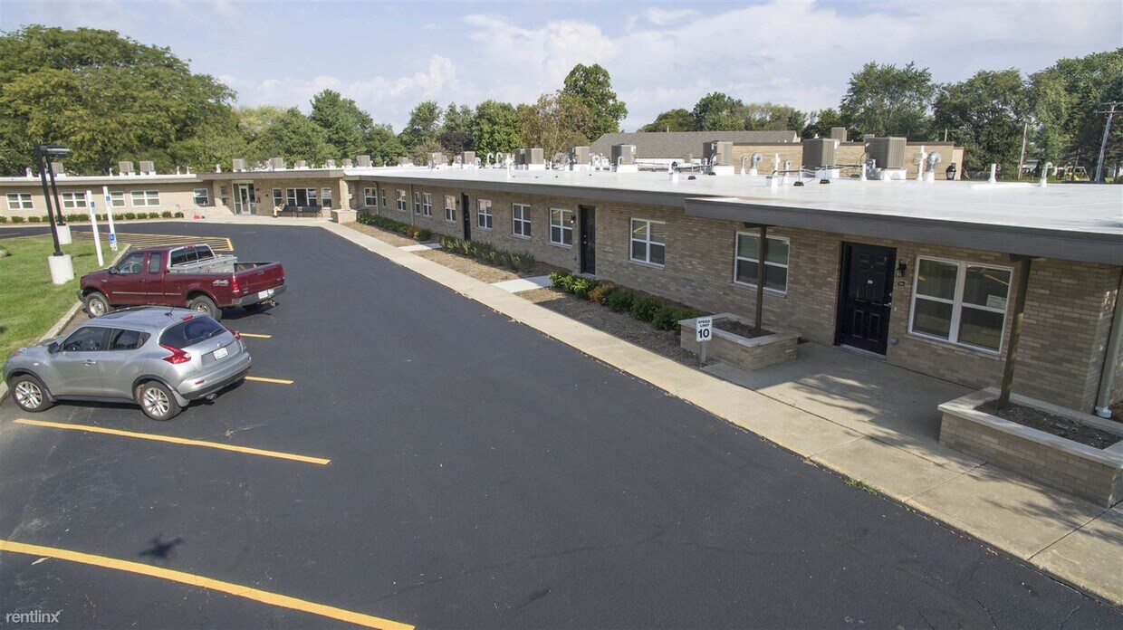 Foto principal - 935 E Jefferson St