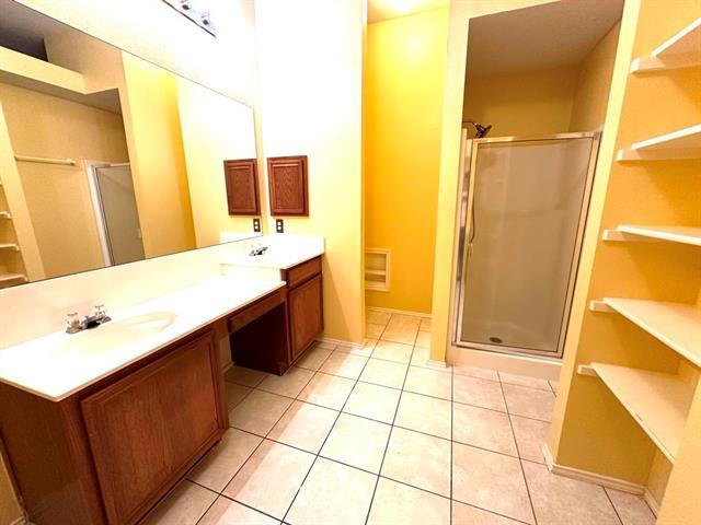 Building Photo - 6716 Silvercrest Dr