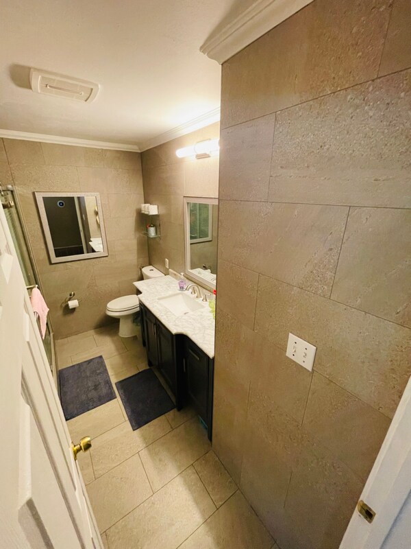 Foto del edificio - 6848 Sutter Ave