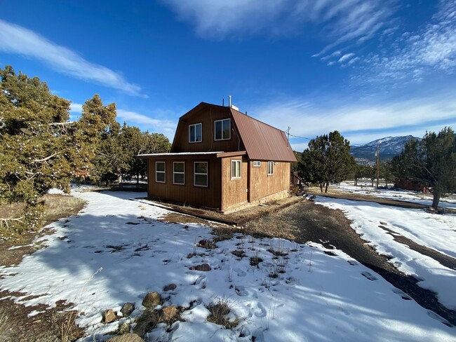 Building Photo - Beautiful and Peaceful CENTRAL, UTAH.