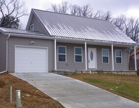 Building Photo - 118 Wildcat Ct