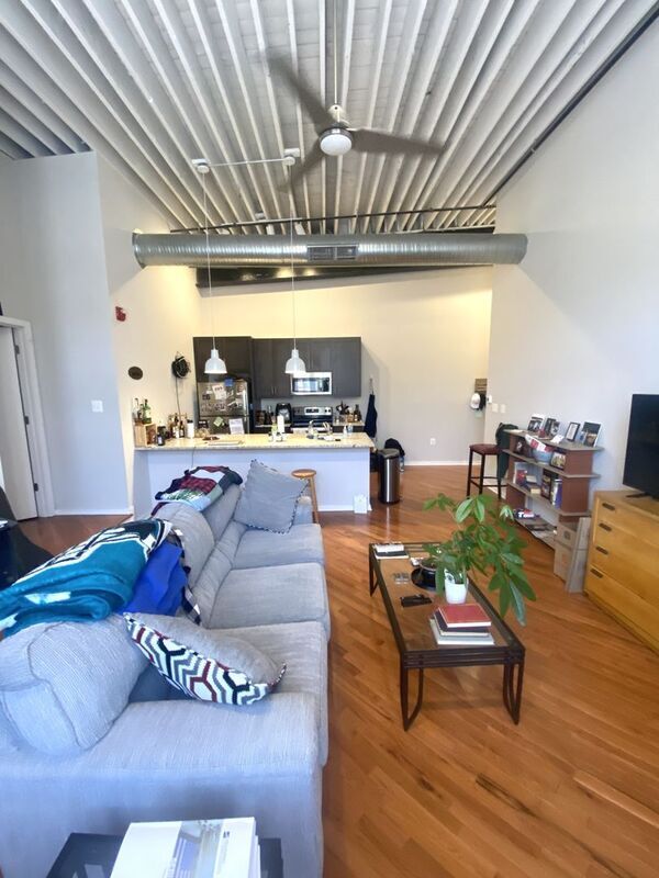 Foto del edificio - 1509 E Baltimore St