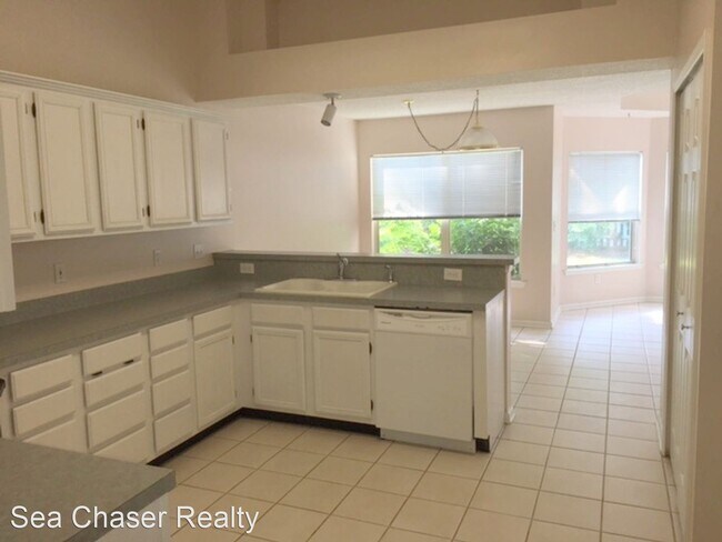 Building Photo - 3 br, 2 bath House - 1517 Shelter Cove Dr.