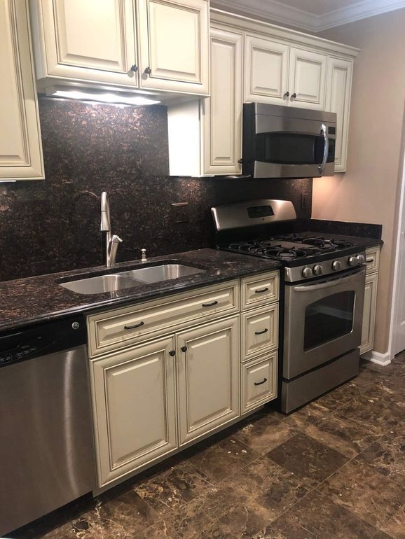 Foto del edificio - 5260 Coventry Ln