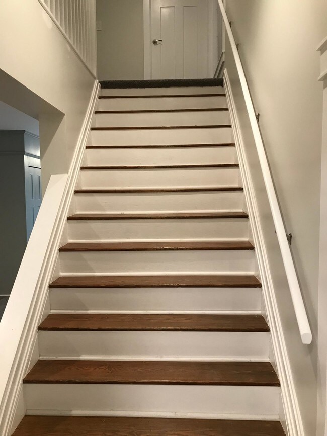 29420 Meadowbrook Rd, Novi, MI 48377 House Rental in Novi, MI