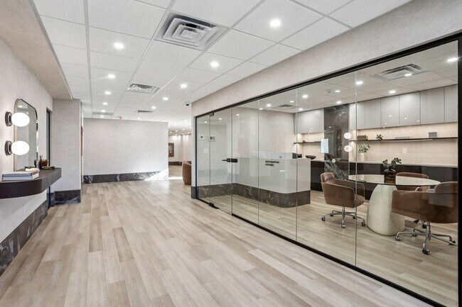 Foto del edificio - Northampton Crossing Apartments and Townhomes