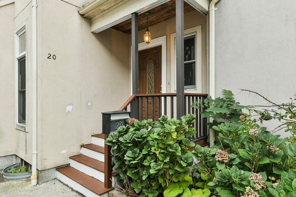 20 Keefe Ave Unit 20, Newton, MA 02464 Condo for Rent in Newton, MA