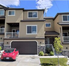 Building Photo - 1728 Aspen Loop