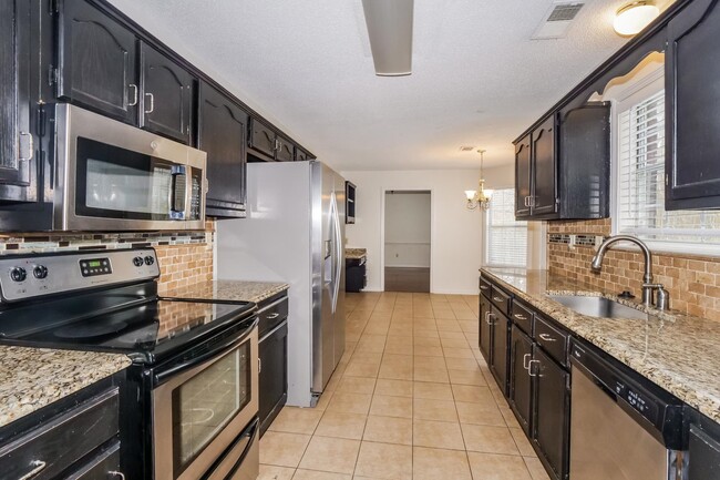 Foto del edificio - 207 E Pecan Valley St