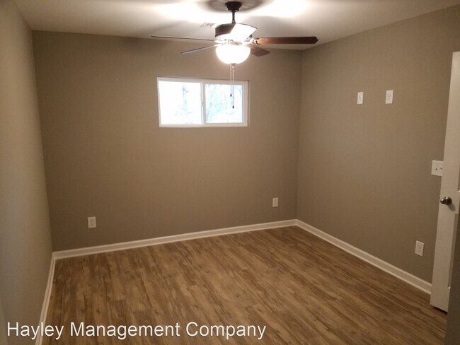Foto del edificio - 1 br, 1 bath House - 174 Cone Street