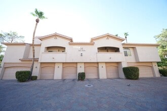 Building Photo - 2050 W Warm Springs Rd