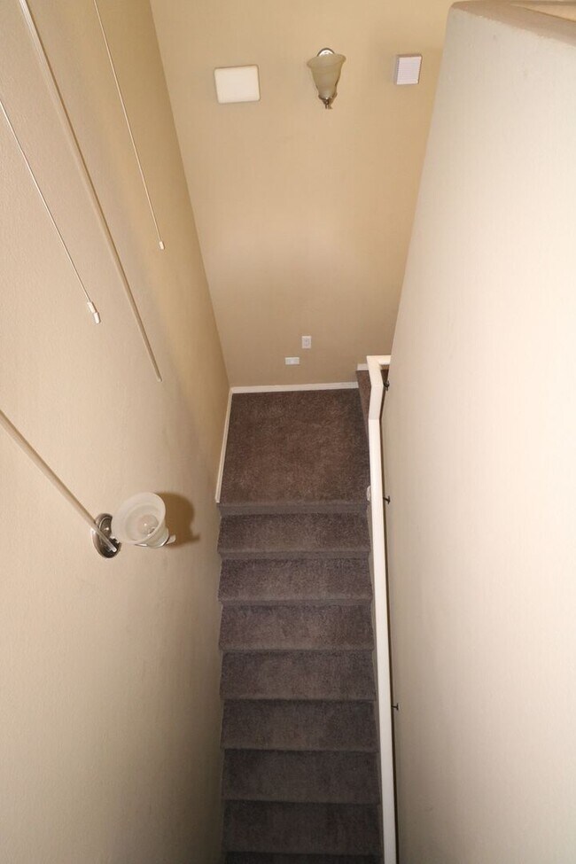 Foto del edificio - 601 Menaul Blvd NE