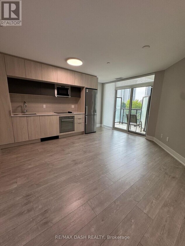Primary Photo - 1-311 Belsize Dr