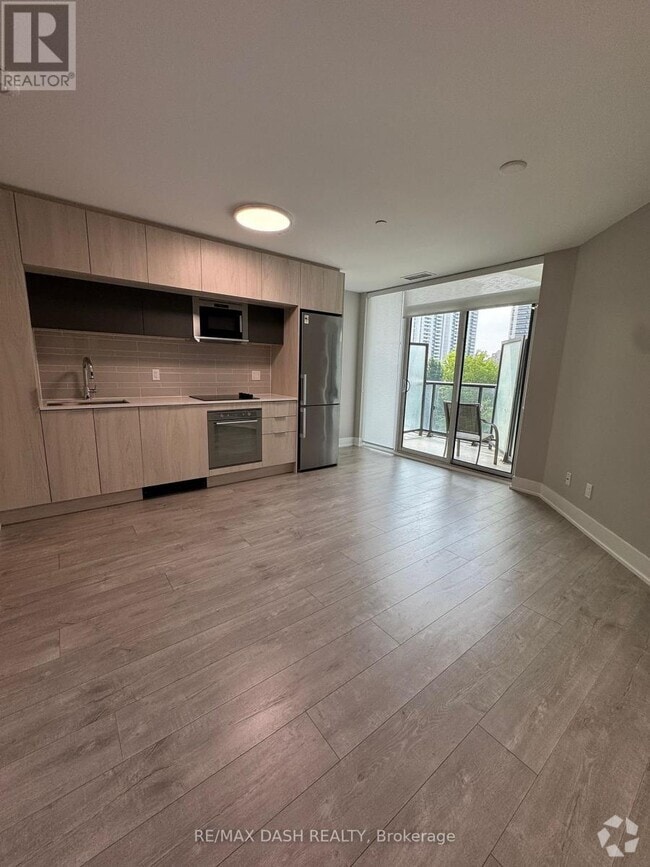 Building Photo - 1-311 Belsize Dr