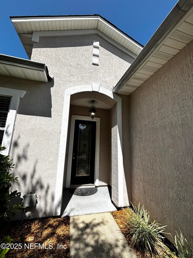 Foto del edificio - 872 Collinswood Dr