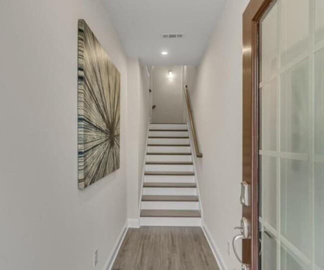 Building Photo - 1324 Rosen Rd